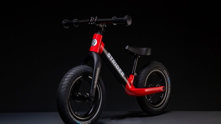 カーボンだと！？幼児・キッズに人気のランニングバイク「STRIDER（ストライダー）」のスペックが高すぎる件